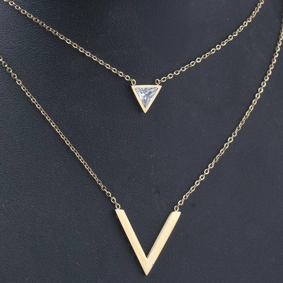 Double V Shape Necklace - Picture 3 of 8